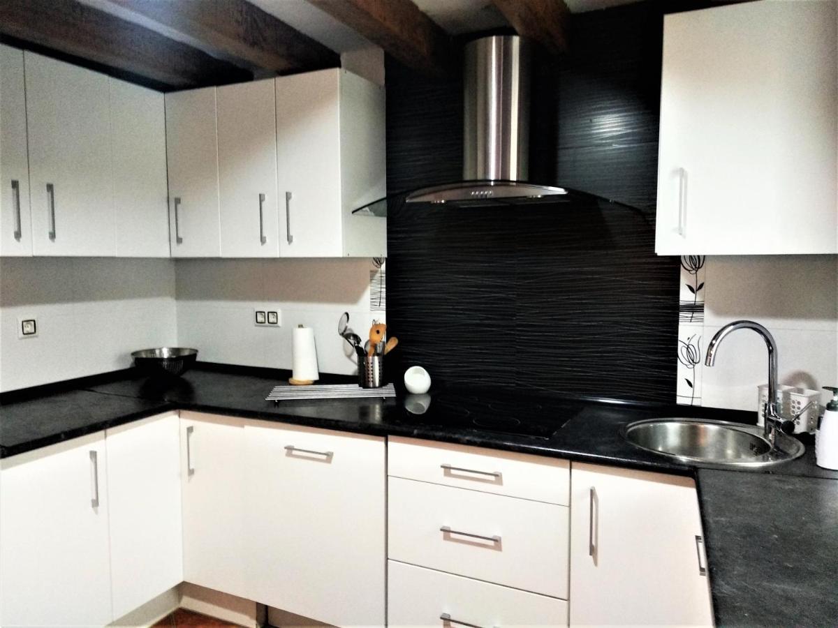 Casa Rural Madera Y Sal Salinas de Anana 외부 사진